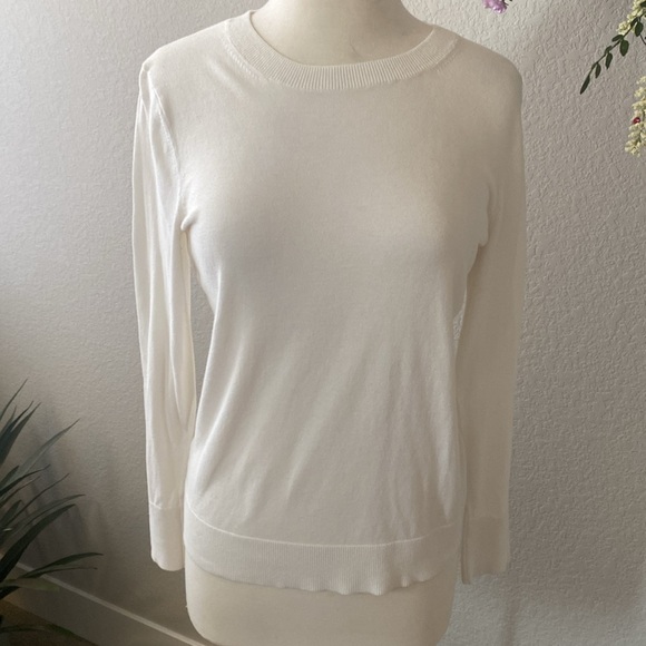 🦄 Banana Republic Cotton Sweater Too - Picture 2 of 6